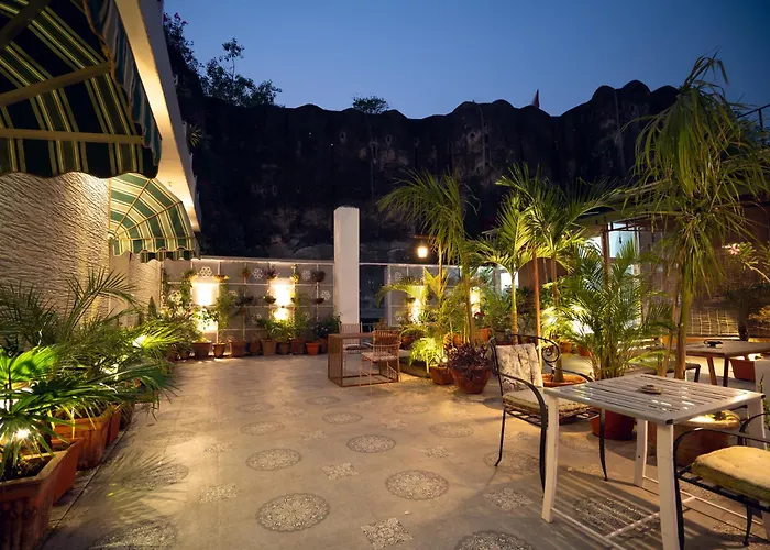 Le Fort Homestay